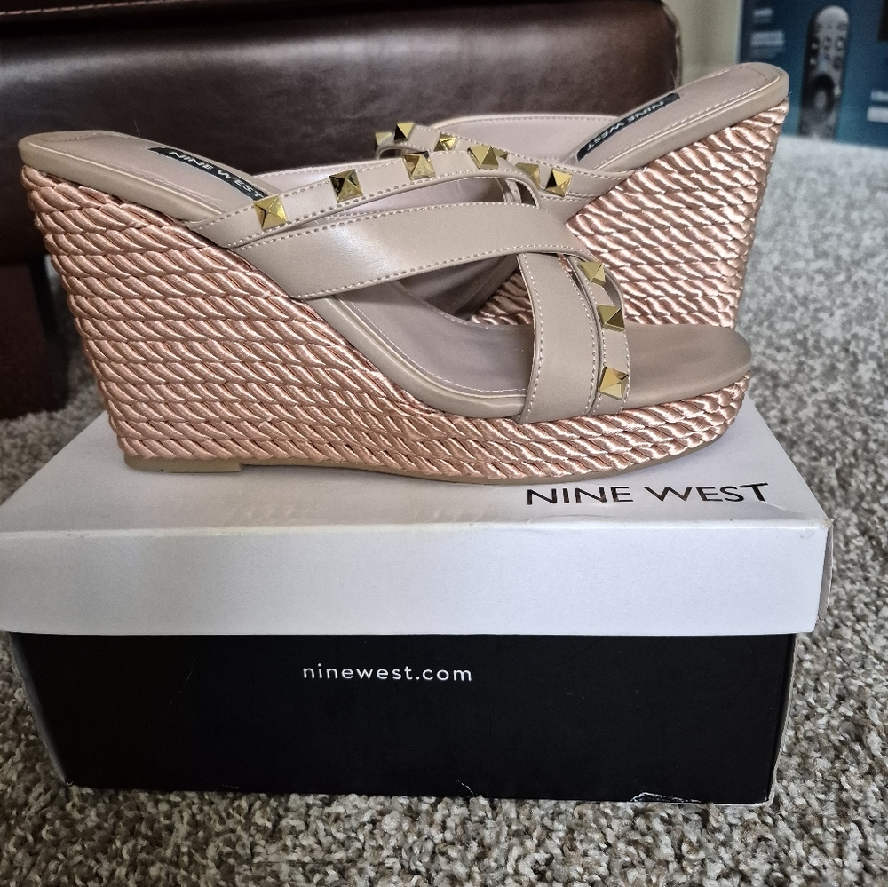 NEW Nine West Wedges